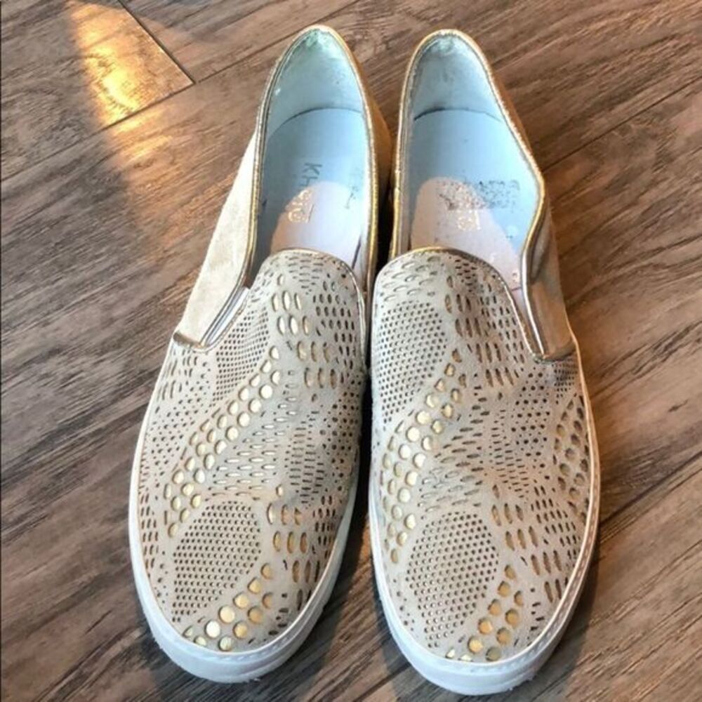 New kHRIO moccasins size 40